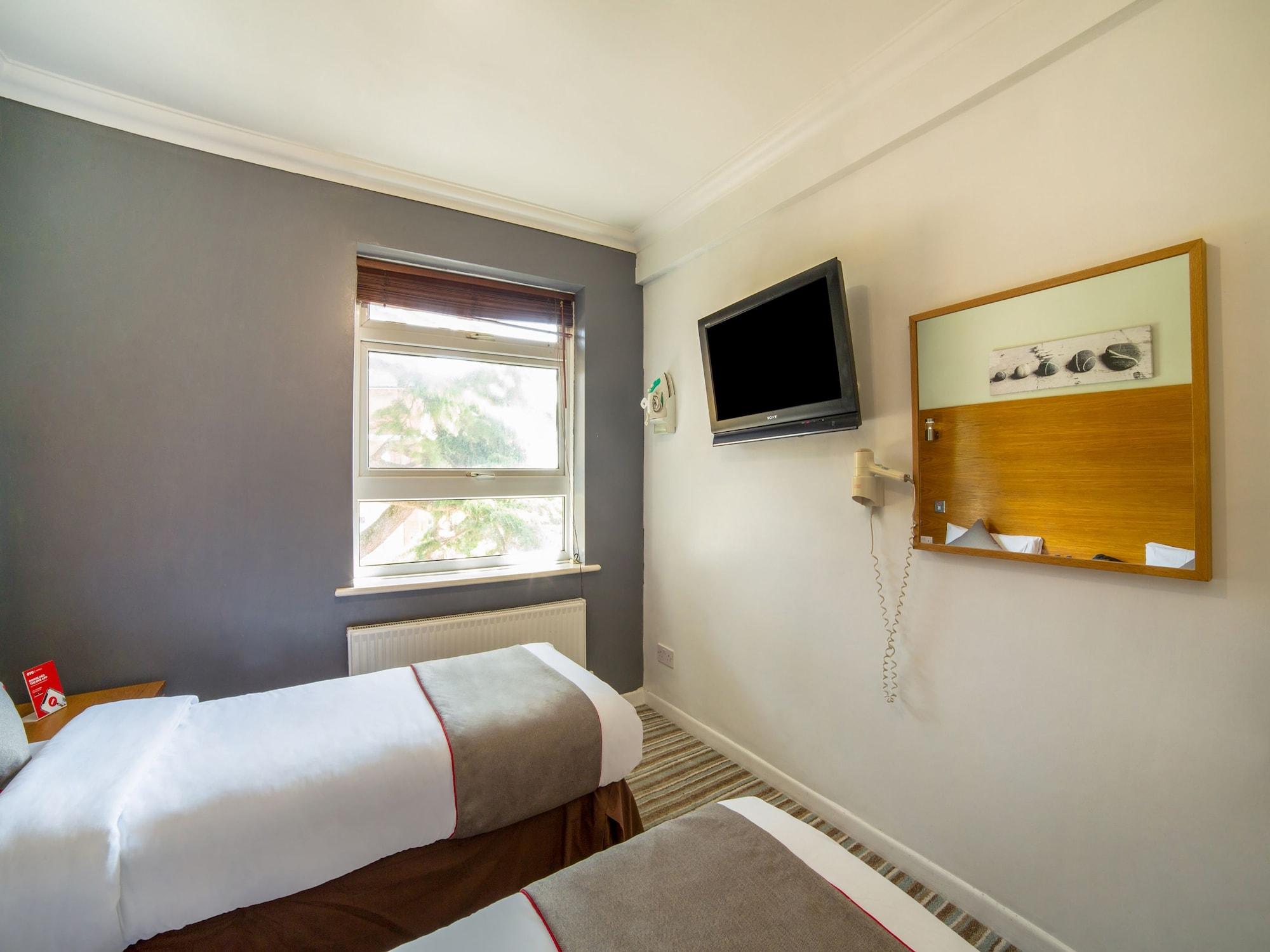 Oyo Kingsley Hotel บอร์นมัธ ภายนอก รูปภาพ