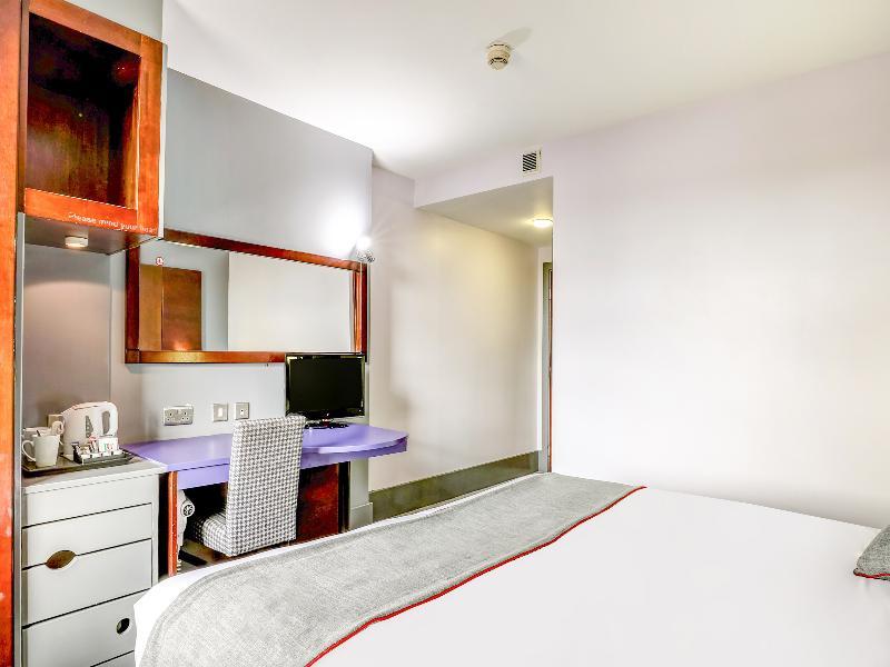 Oyo Kingsley Hotel บอร์นมัธ ภายนอก รูปภาพ